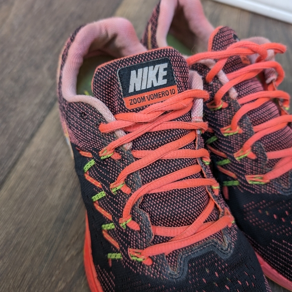 Nike Air Zoom Vomero 10 Orange black men's size 10 running training sneakers - Picture 4 of 6